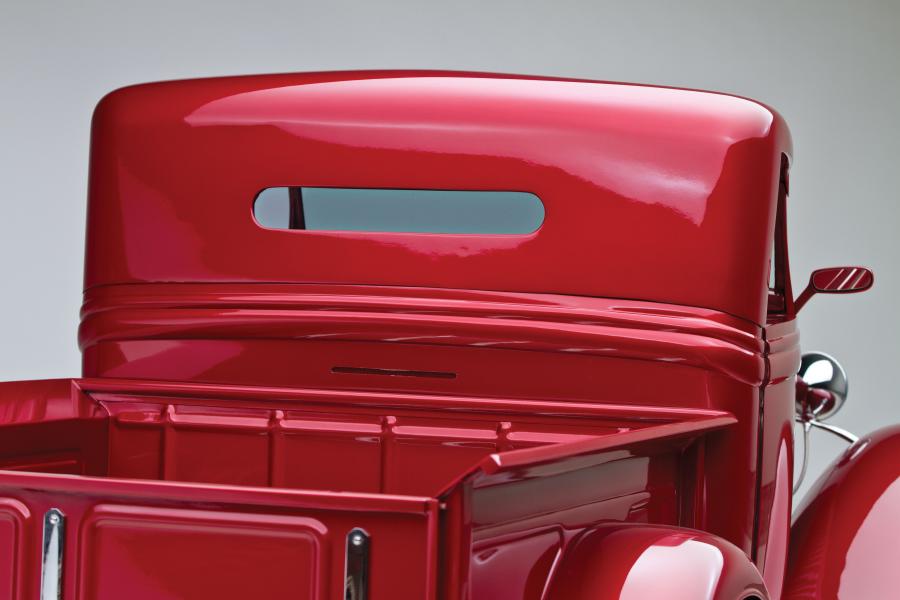  Ford Custom Roadster Pickup 1932 года  (фото 15 из 20)
